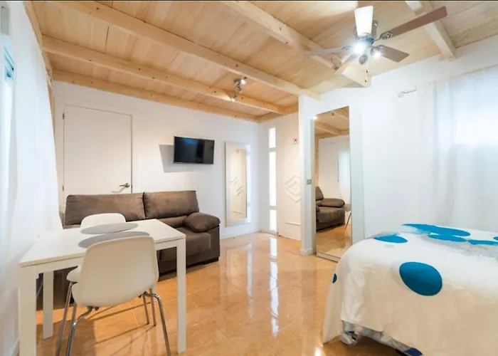 Studio Las Palmas Central Rooms
